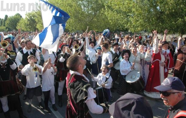Grugliasco, i braccialetti del Palio sostengono le famiglie in difficoltà