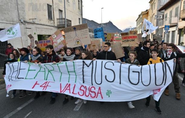 Avigliana, In piazza per il futuro del pianeta