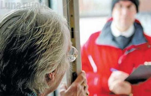 Grugliasco: «Dobbiamo farle il tampone». Ma l'anziano non abbocca