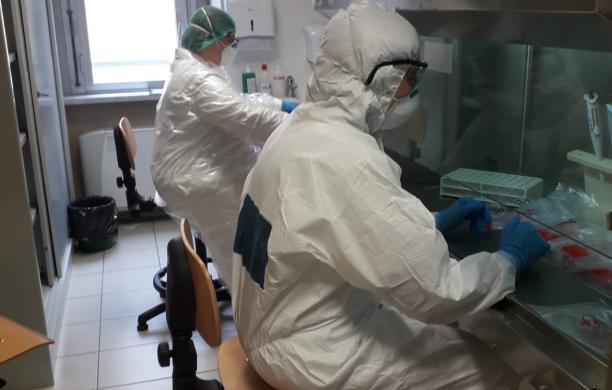 Rivoli, all'ospedale un nuovo laboratorio per le analisi Covid-19