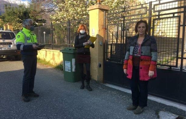 L'Istituto comprensivo porta i pc a casa degli studenti