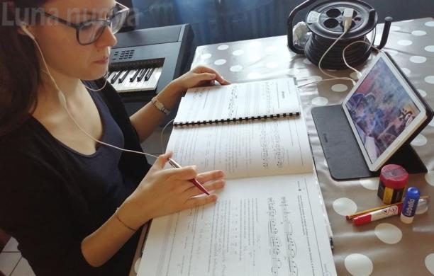 Bruino, Nuova Musica Più fa le lezioni via Skype