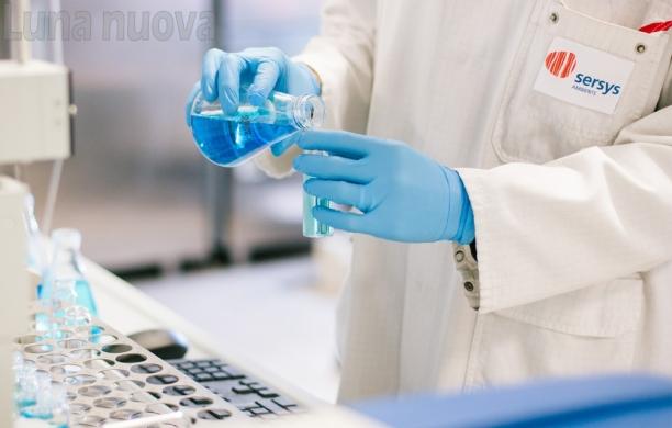 Rivoli, il test che stana il virus sui luoghi di lavoro