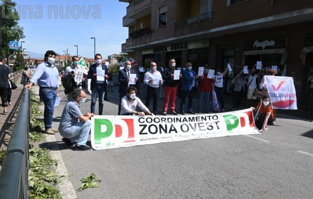 Alpignano, Ponte subito: flash mob di Pd e Italia Viva 