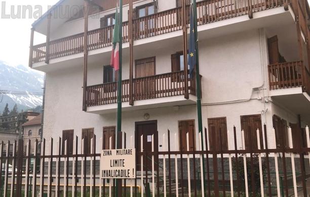 Cade nel pozzo, lo salva il giovane finanziere