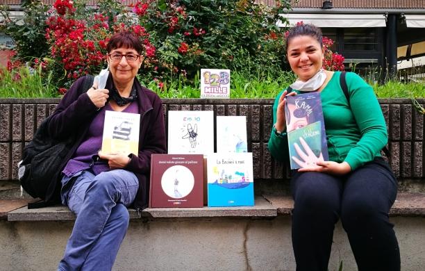 Nicoletta Molinero, a sinistra, con Micaela Macrì, che ha realizzato le illustrazioni di ‘Kamal’ 
