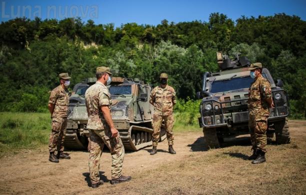 Rivoli, gli alpini della Ceccaroni alla guida dei "Lince"