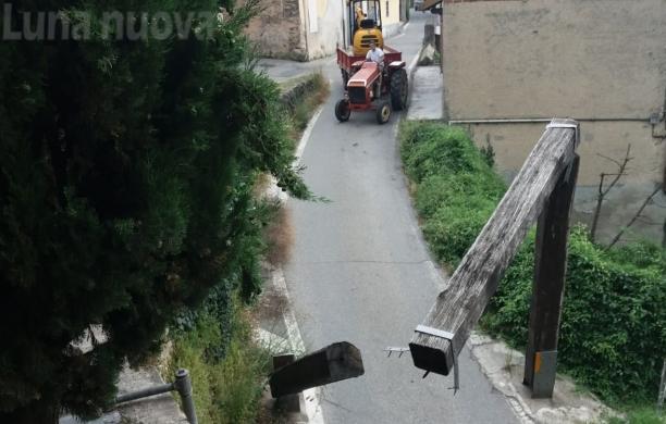 Giaveno, Arco delle Streghe: sagoma ricostruita entro la settimana