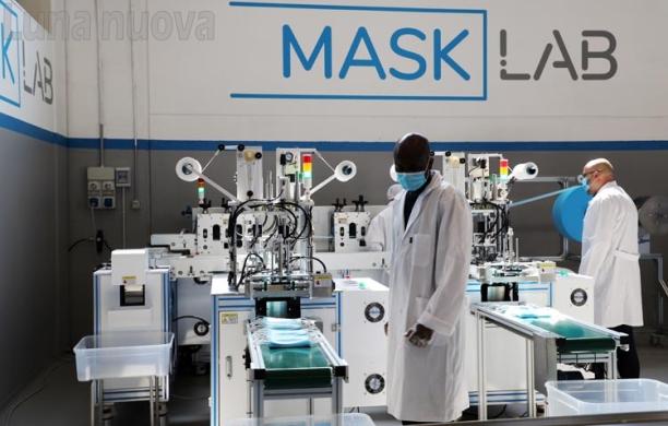 Grugliasco,  150 posti di lavoro nella fabbrica delle mascherine