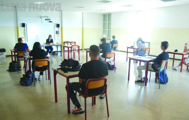 Rivoli: per i licei una ripartenza sul filo del rasoio