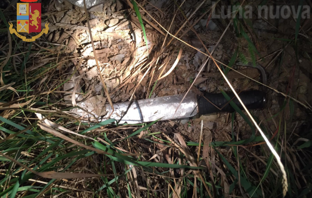 Collegno, 16enne ferito con una roncola al capolinea della metro