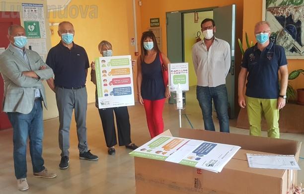 Il gel anti Covid per le scuole lo regalano i farmacisti