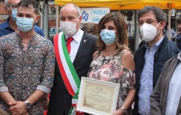Collegno, la città premia gli ambulanti più longevi