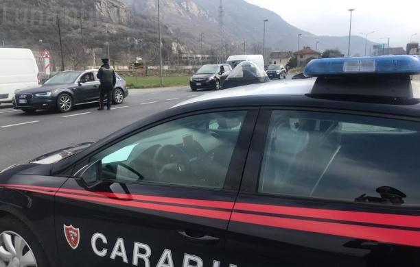 Borgone, estorsione ai nonni: preso il pusher