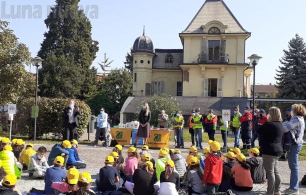 Pianezza, cappellini gialli al servizio della città