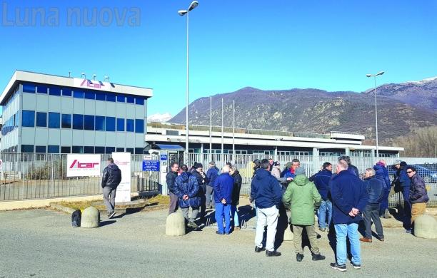 Vaie: produzione ferma all'Alcar, scatta l'allarme
