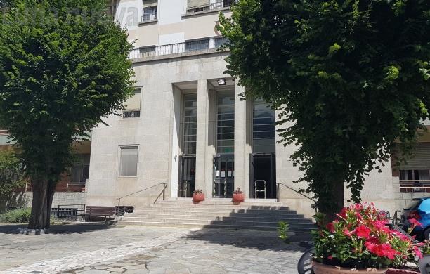 Decine di ospiti positivi, ma soltanto tre hanno dovuto ricorrere all'ospedale