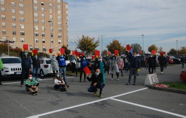 Rivoli, lavoratori:  «Mancano personale e dispositivi di sicurezza»