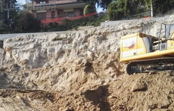 Alpignano, ritrovarsi un cantiere sulla porta di casa