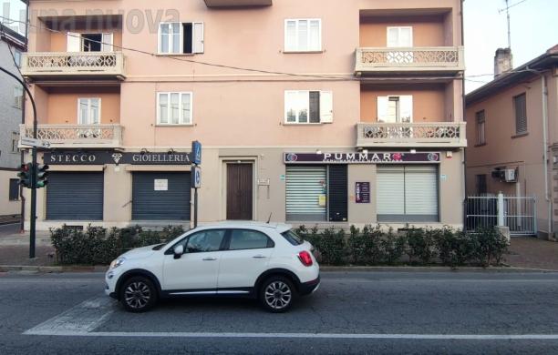 Avigliana, visibilità social per il commercio