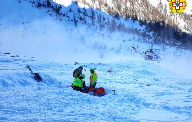 Bardonecchia, scialpinista travolto da una slavina