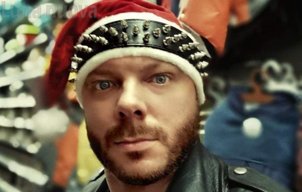 Avigliana, la band dei Babbi Natale in tour