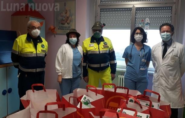 Rivoli,  le calze della BefAna alpina arrivano in ospedale