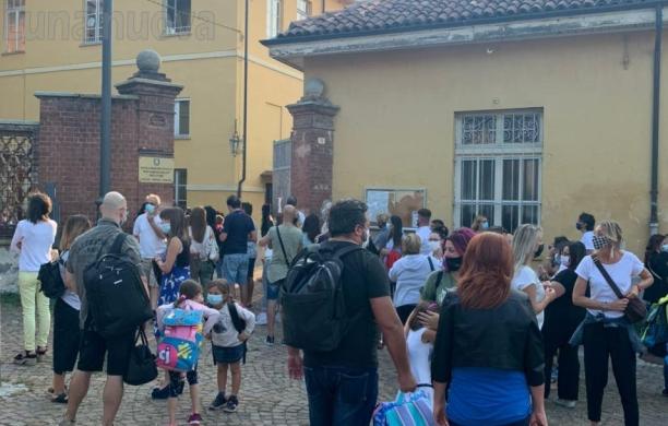 Si torna a scuola in presenza: dal 7 infanzia, elementari e medie, dal 18 le superiori