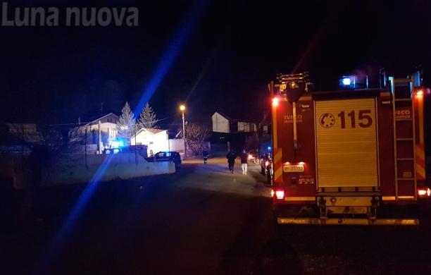 Borgone: donna schiacciata da un cancello, è grave in ospedale
