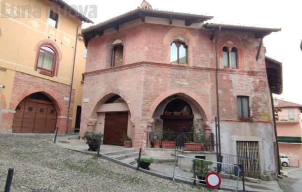 Avigliana, tentato scippo: donna all’ospedale