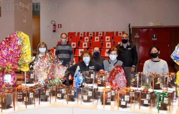 Bardonecchia, raccolti 2mila euro per l'Africa con le uova solidali