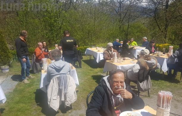 Mattie, il ristorante senza dehors affitta il terreno per sopravvivere