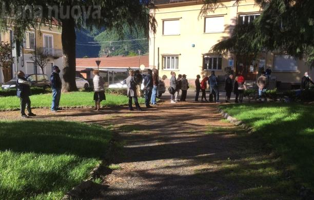 Condove: il poliambulatorio riparte con lunghe code all’aperto