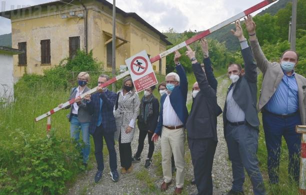 Sangano, una giornata nella ex polveriera