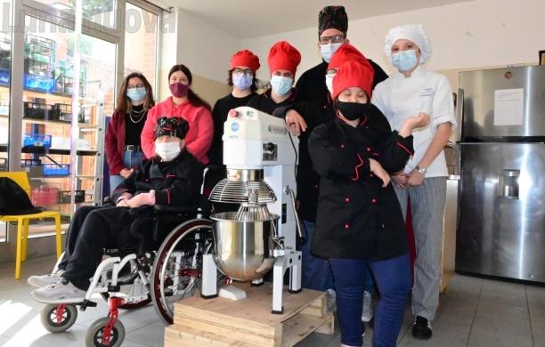 Grugliasco, all'Isola che non c'è crescono cuochi 'speciali'