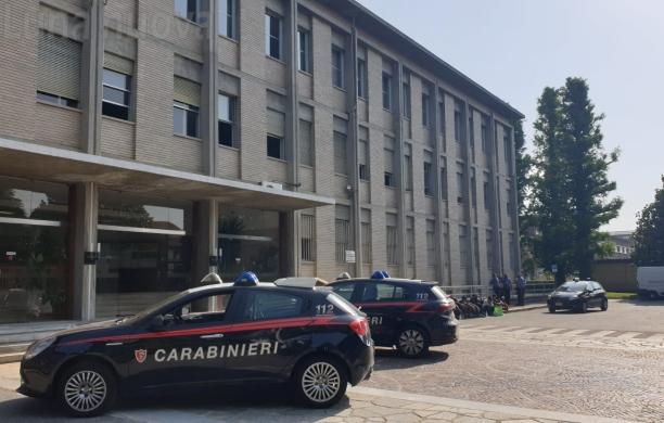 Buttigliera, scoperti sette giovani pakistani su un camion