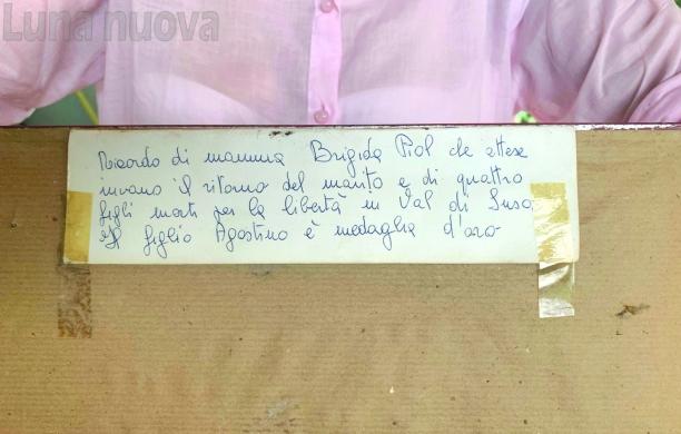 Rivoli, Mamma Piol rivive nella dedica sul retro di un quadro 