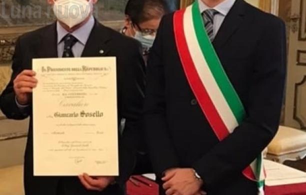 Bussoleno, un Cavaliere con la penna nera