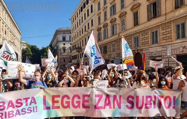 Ddl Zan, la "colpa del diverso": un primo passo per liberarsi dalla paura