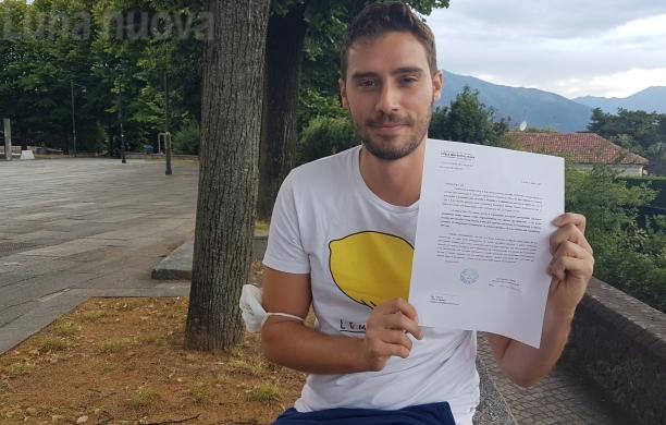 Rivoli, la Chiesa discrimina i gay: «E io mi sbattezzo»