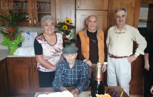 San Didero:  100 candeline per Alfio, il re dell'uva