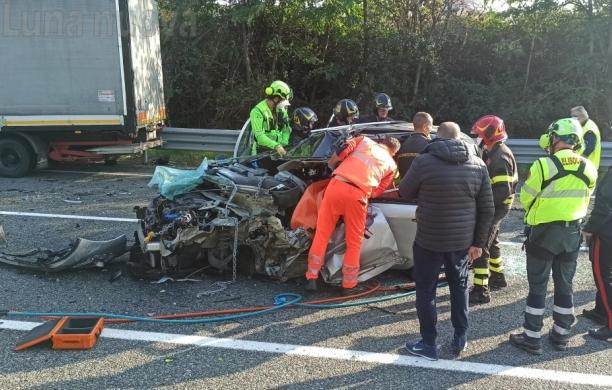 Pianezza, schianto sulla variante: grave una donna
