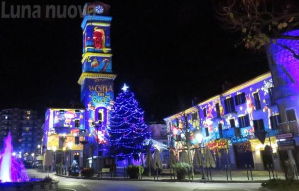 Giaveno, gli alberi del parco parlano ai bimbi