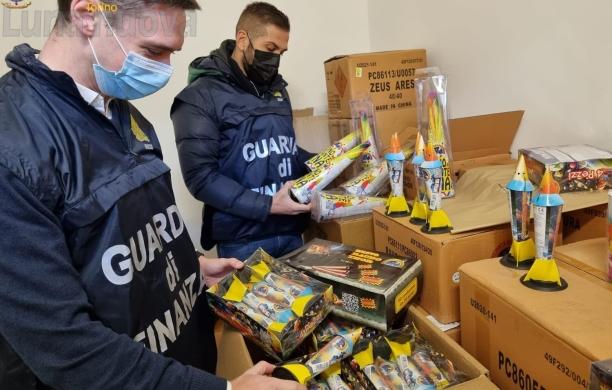 Avigliana, un deposito illegale di fuochi d'artificio