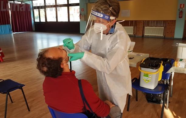 La denuncia della Fimmg: «Nell'Asl To3 impossibile prenotare un tampone molecolare»