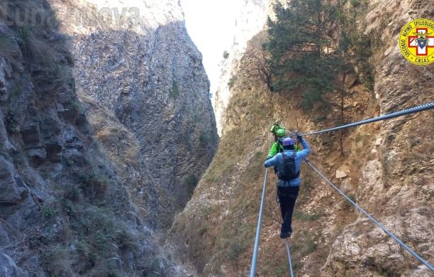 Bussoleno: cade mentre attraversa un ponte tibetano all'Orrido di Foresto