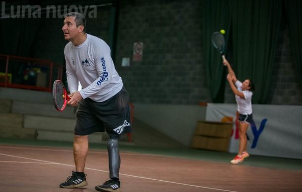 Grugliasco, al Monviso primo training di tennis "standing"