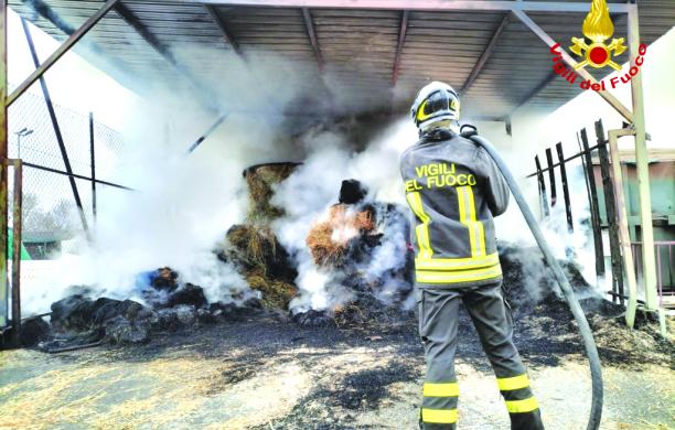 Villardora: incendio al Mannus Club, c’è la mano dei piromani?
