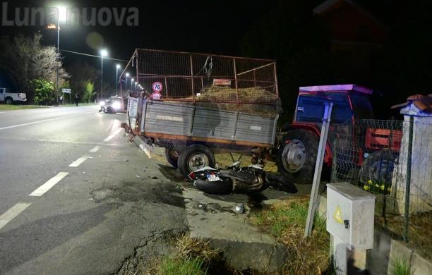 Villardora, scontro moto-trattore: un morto e un ferito grave