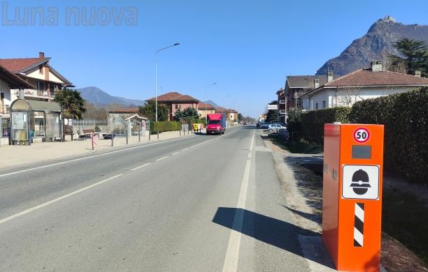 Chiusa S.Michele, nuovo marciapiede sulla statale 25: il dado è tratto